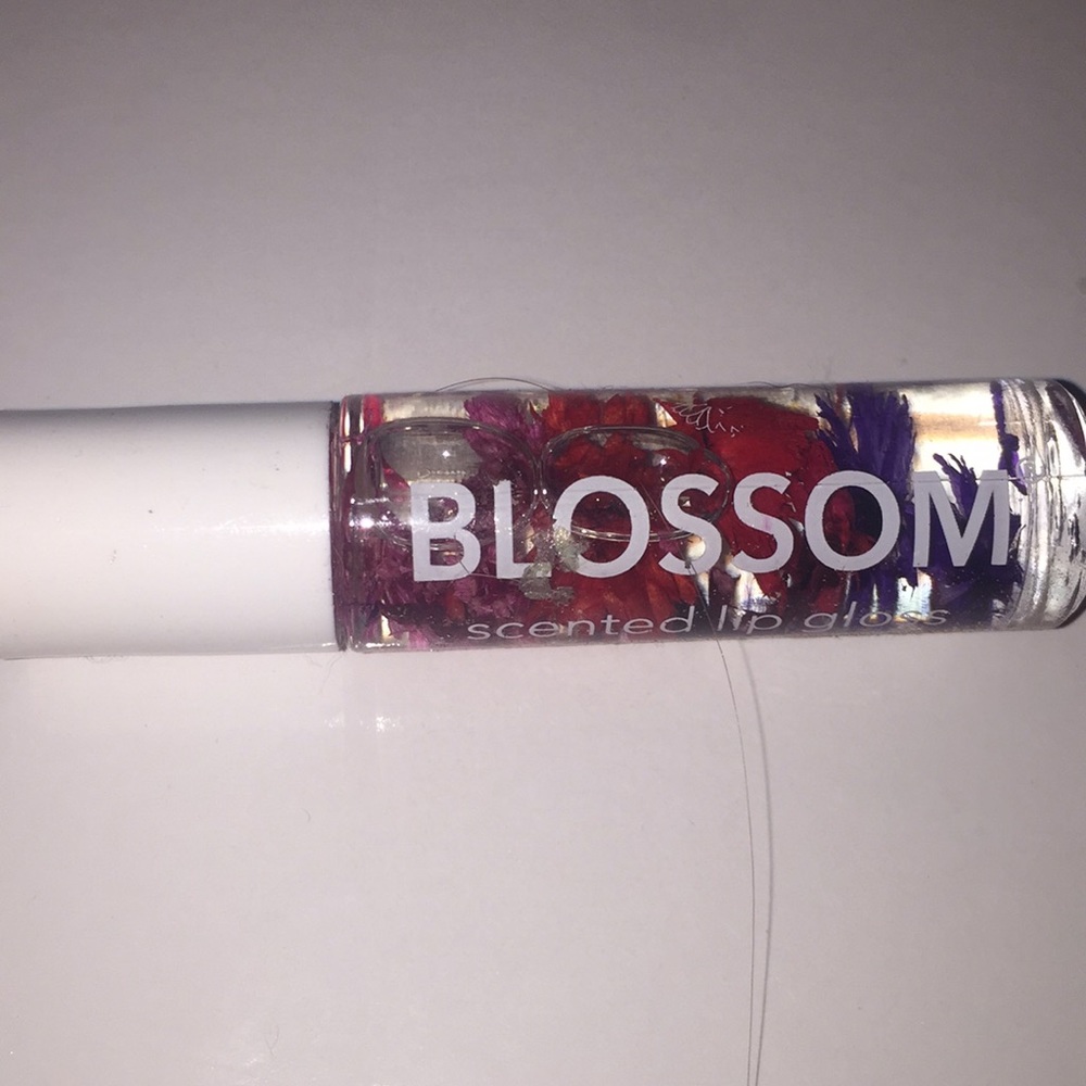 Lip gloss